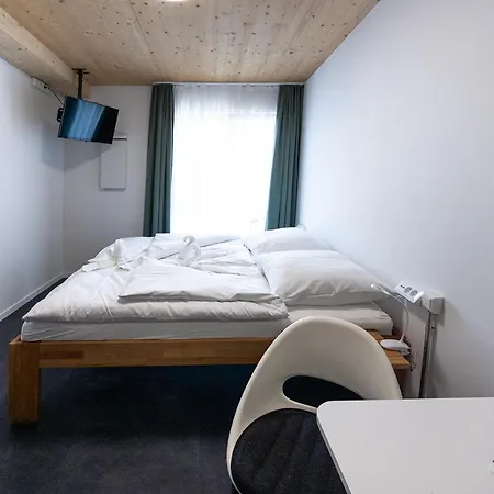 Boardinghouse-landau 3*