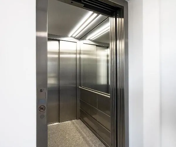 Boardinghouse-landau 公寓式酒店 3*