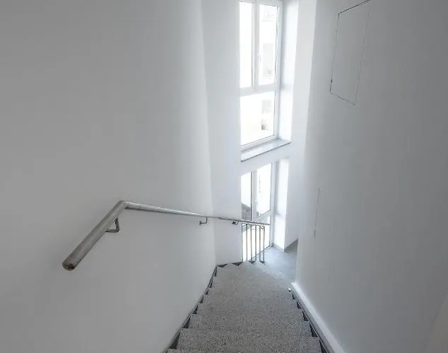 Boardinghouse-landau 3*