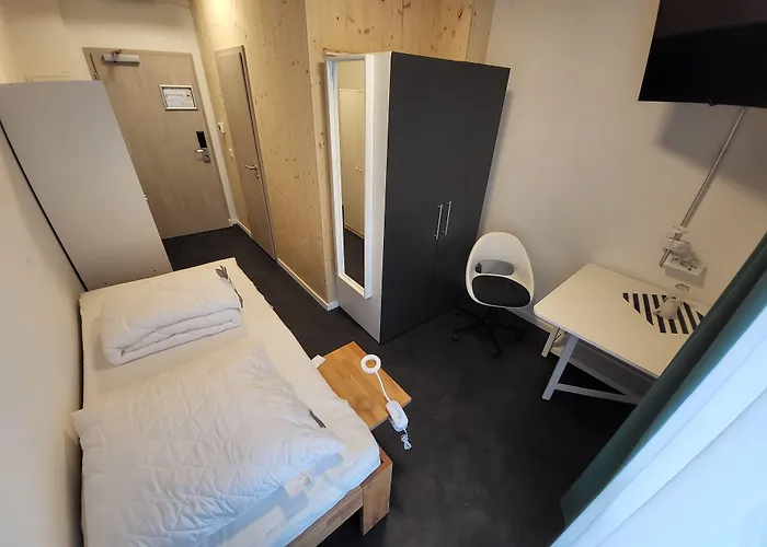 Boardinghouse-landau 3*